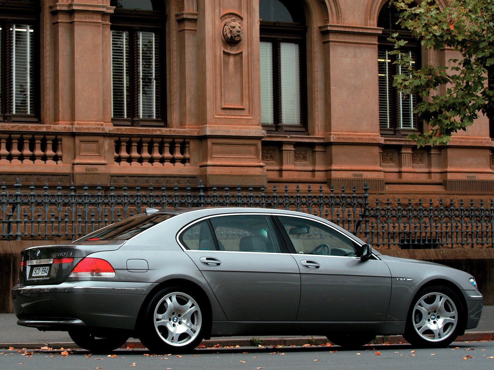 Bmw 7 Series photo 49