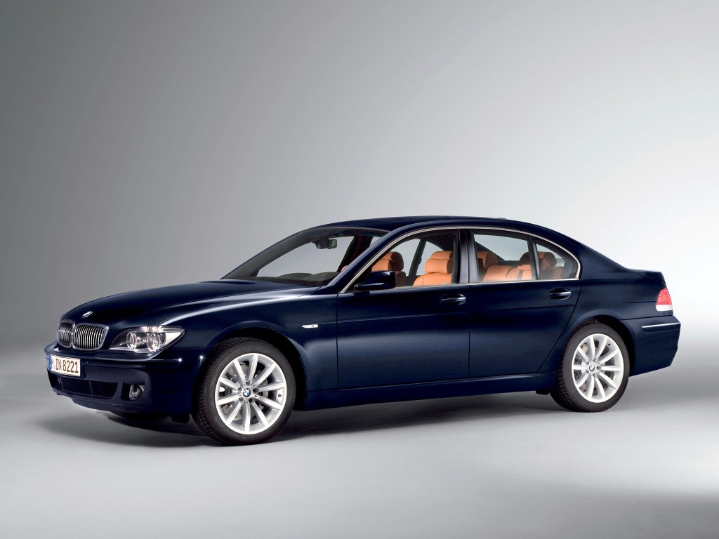 Bmw 7 Series photo 12