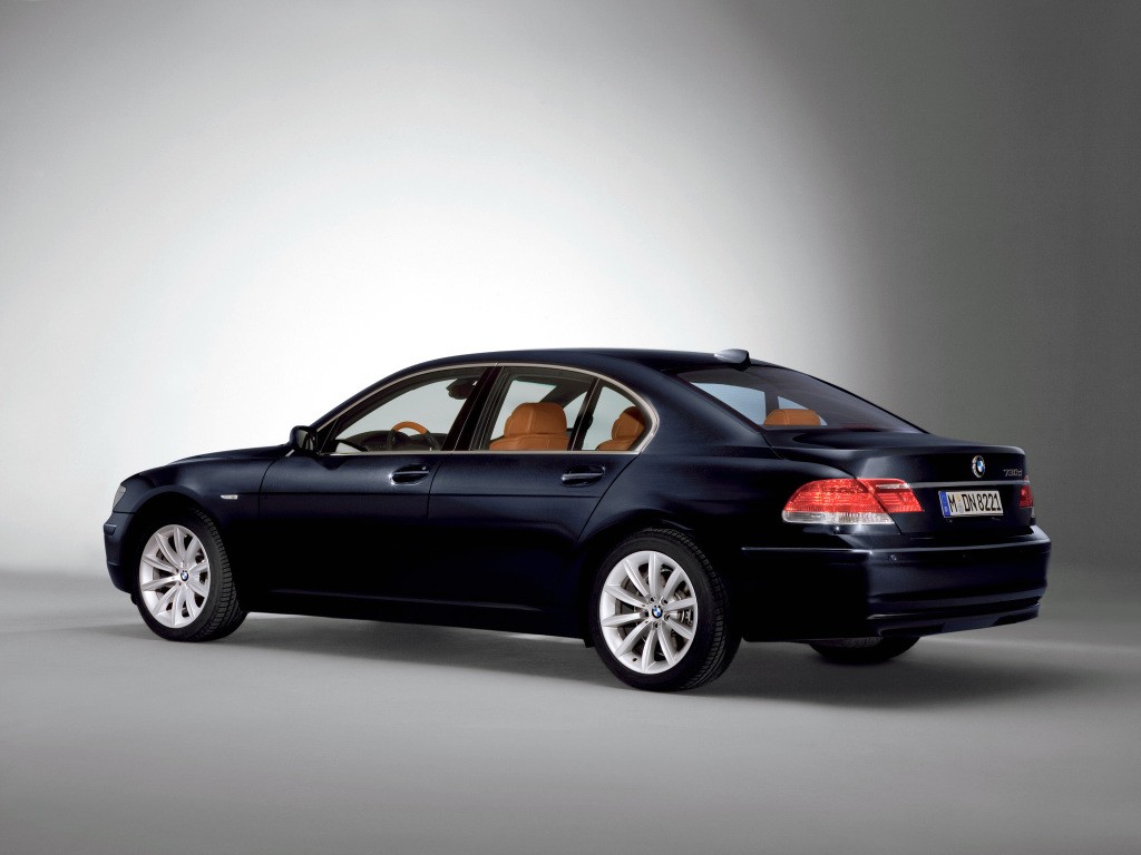 Bmw 7 Series photo 13