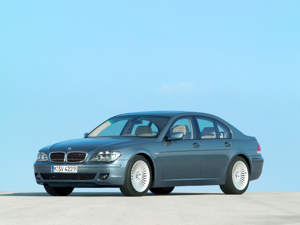 Bmw 7 Series photo 17