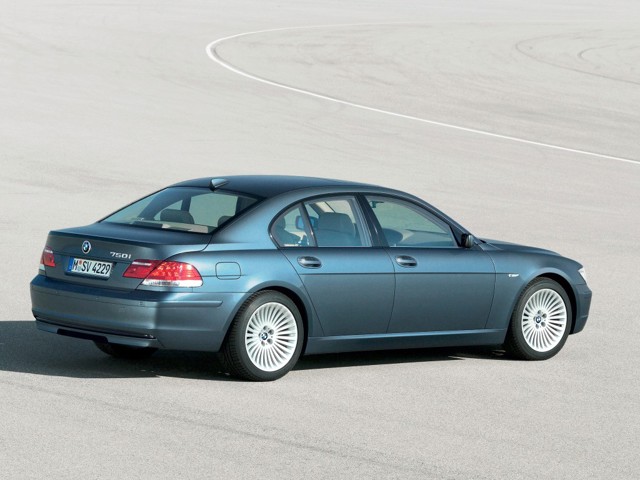 Bmw 7 Series photo 20