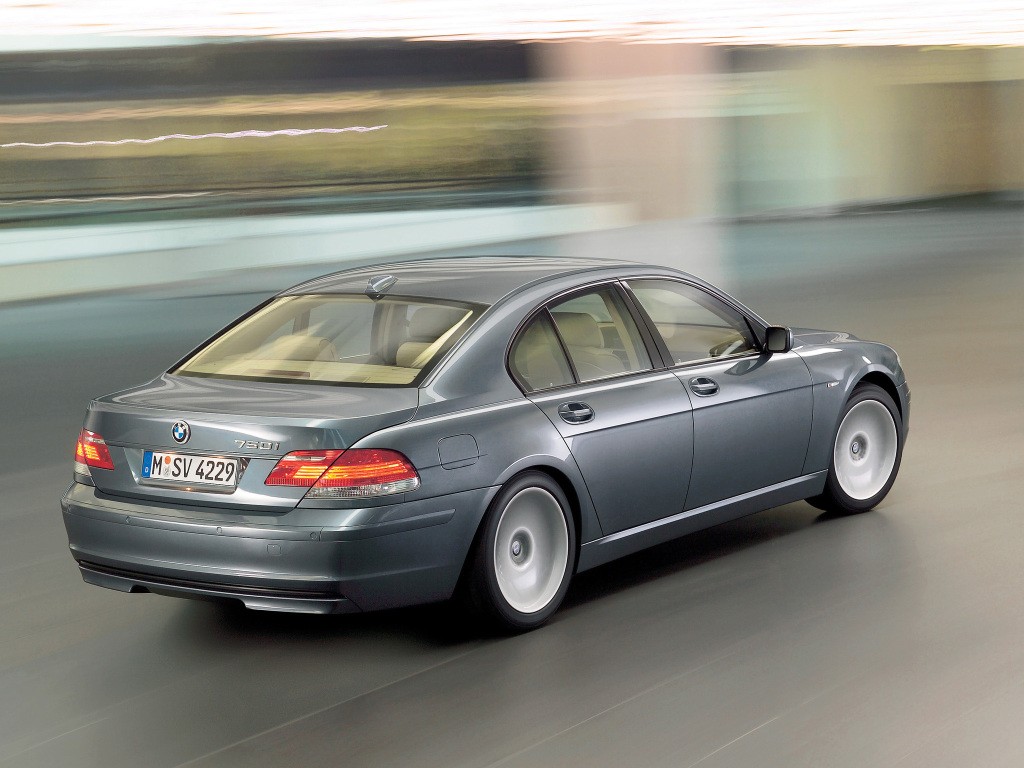 Bmw 7 Series photo 21