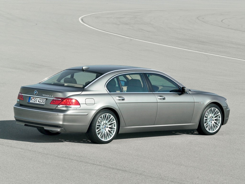 Bmw 7 Series photo 27