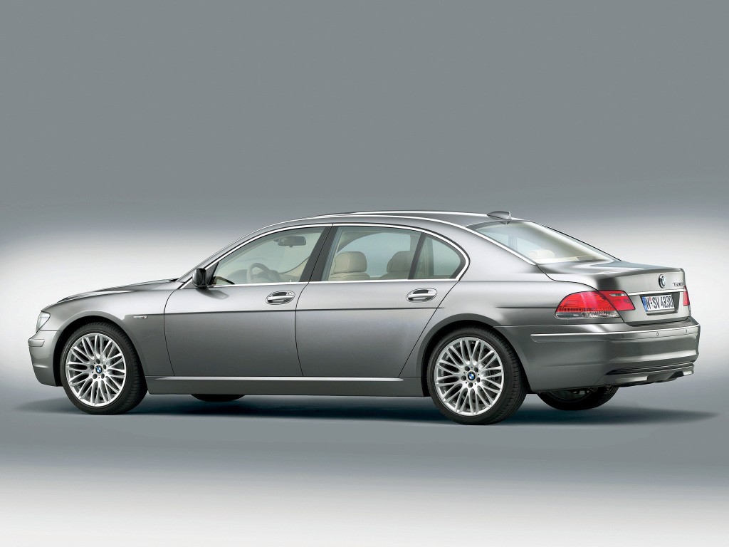 Bmw 7 Series photo 30