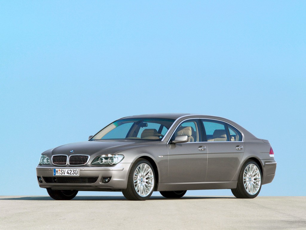 Bmw 7 Series photo 35
