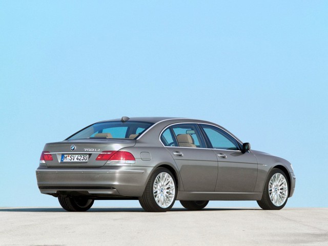 Bmw 7 Series photo 36