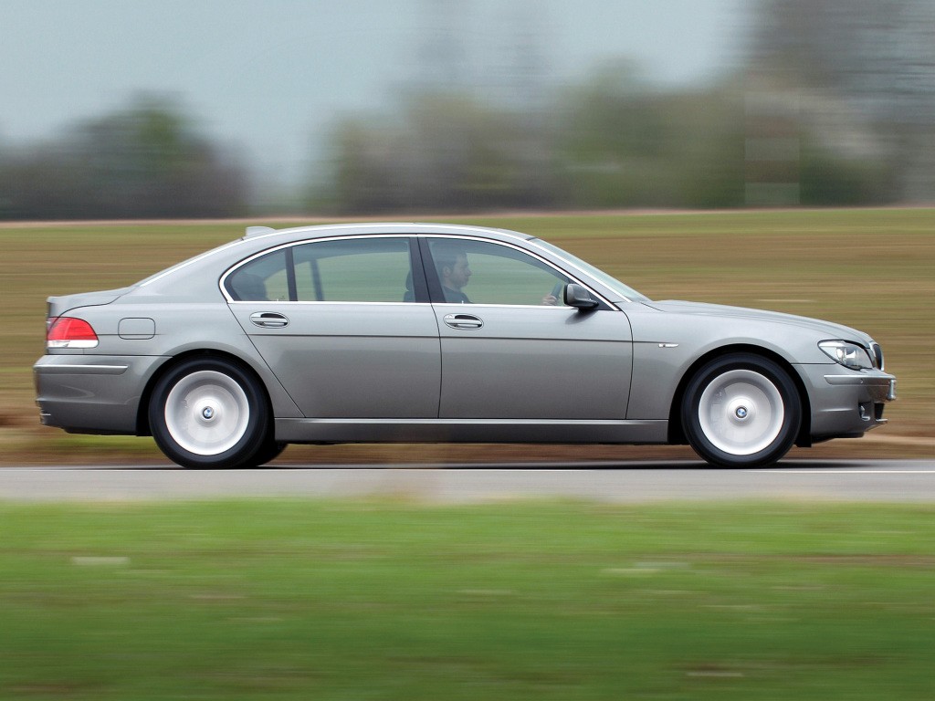 Bmw 7 Series photo 45