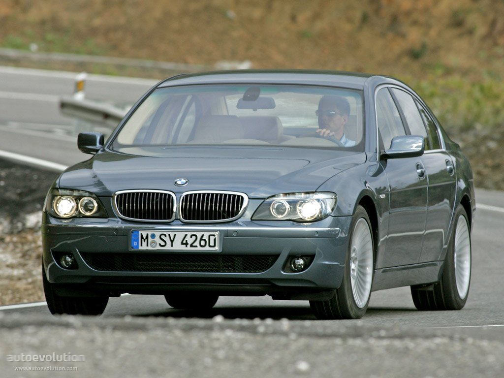 Bmw 7 Series photo 9