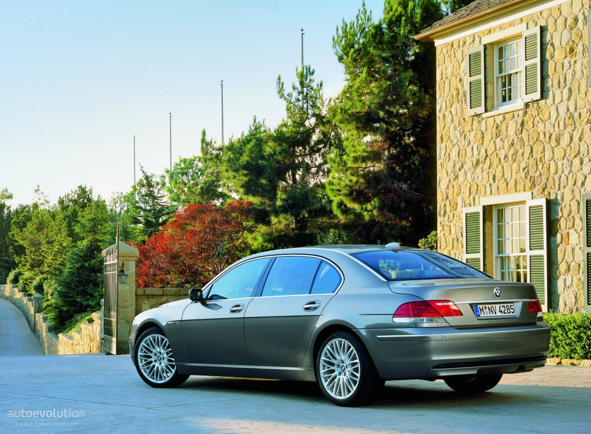 Bmw 7 Series photo 3