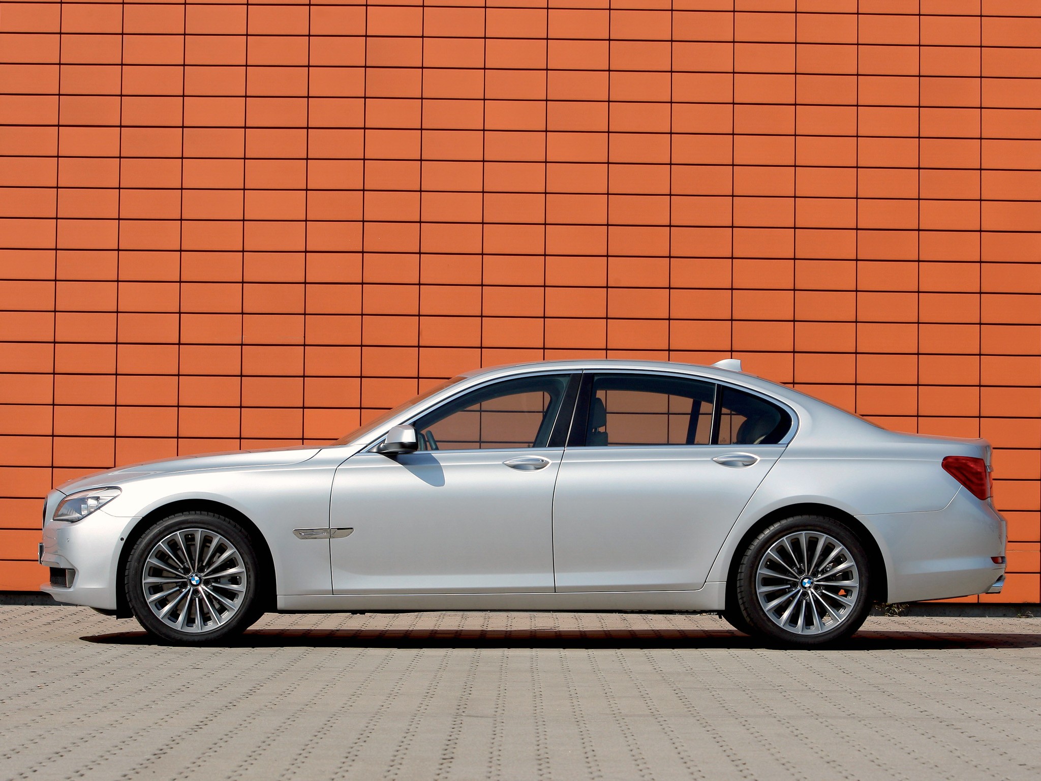 Bmw 7 Series photo 68