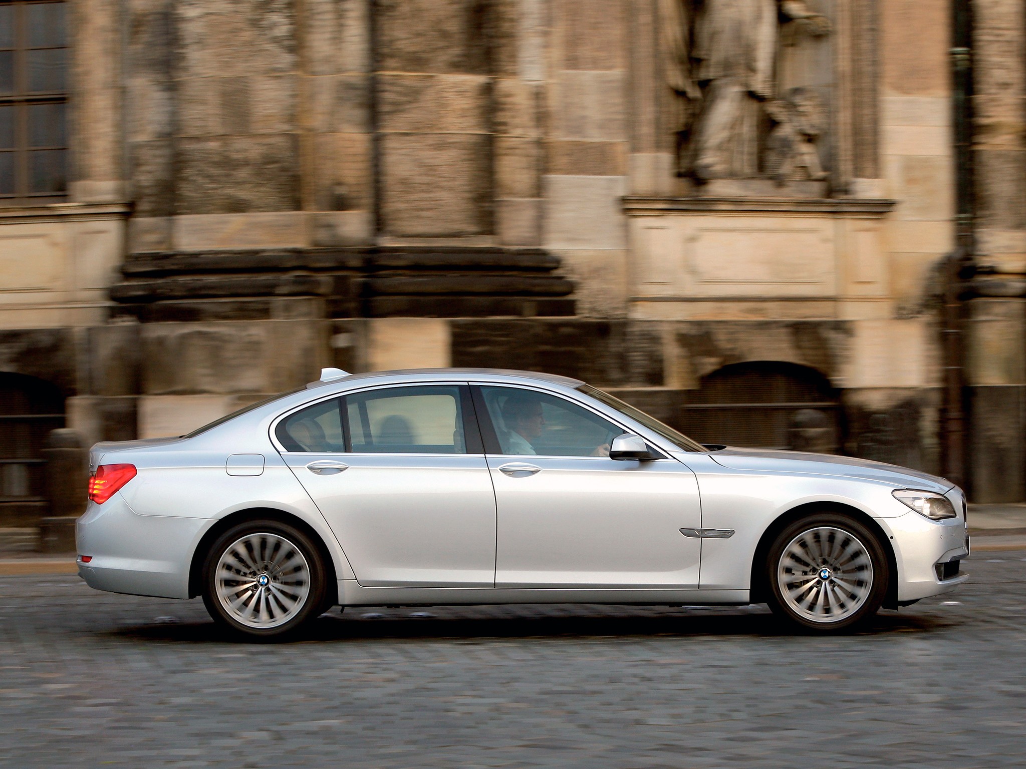 Bmw 7 Series photo 71