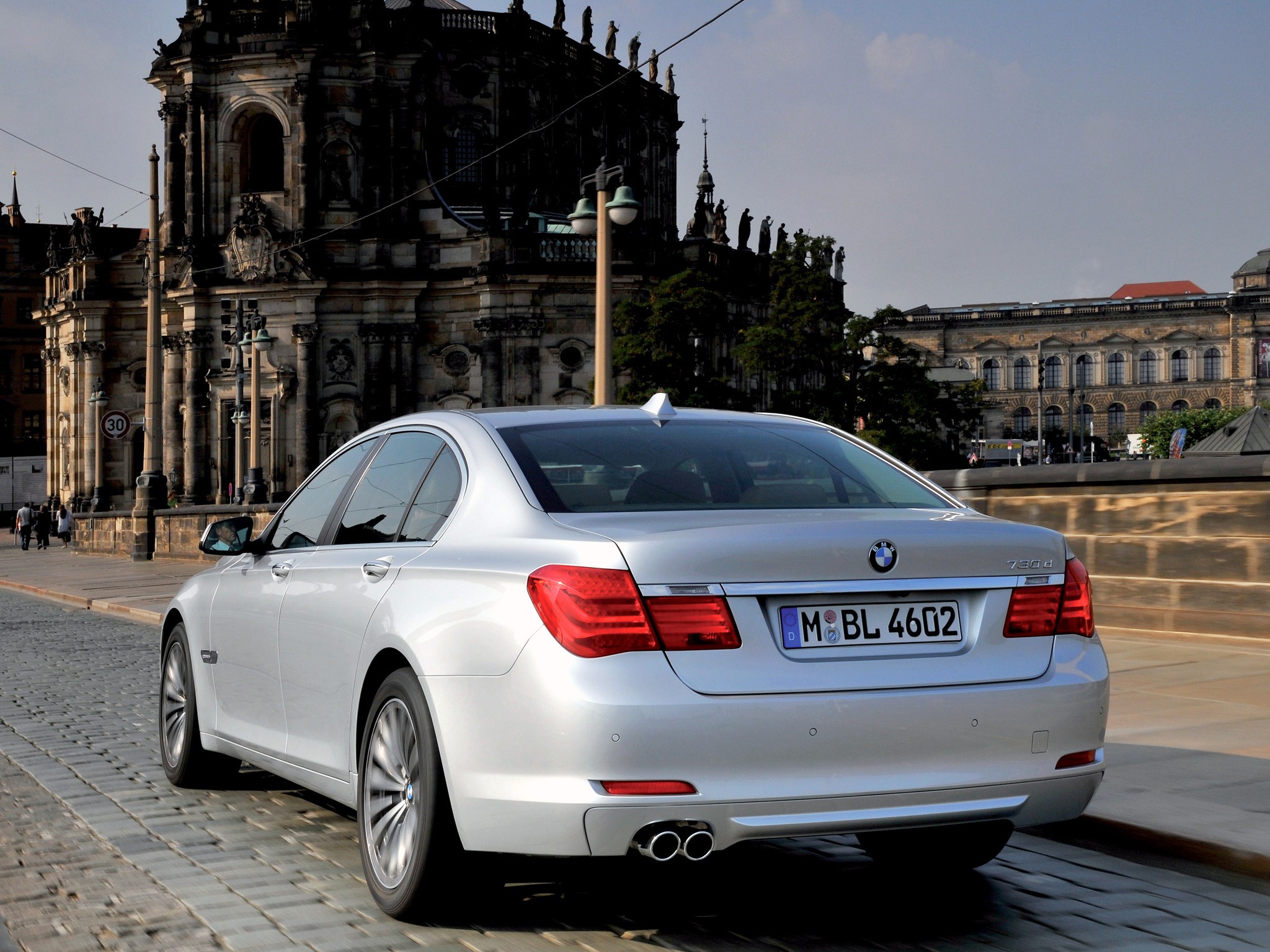 Bmw 7 Series photo 72