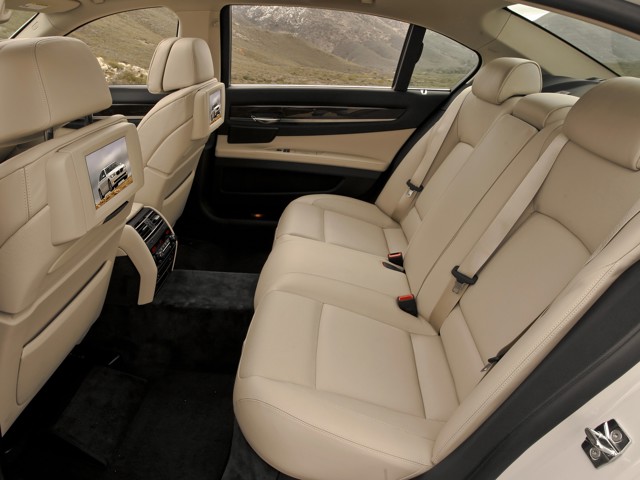 Bmw 7 Series photo 98