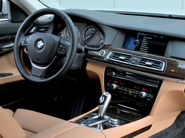 Bmw 7 Series photo 108