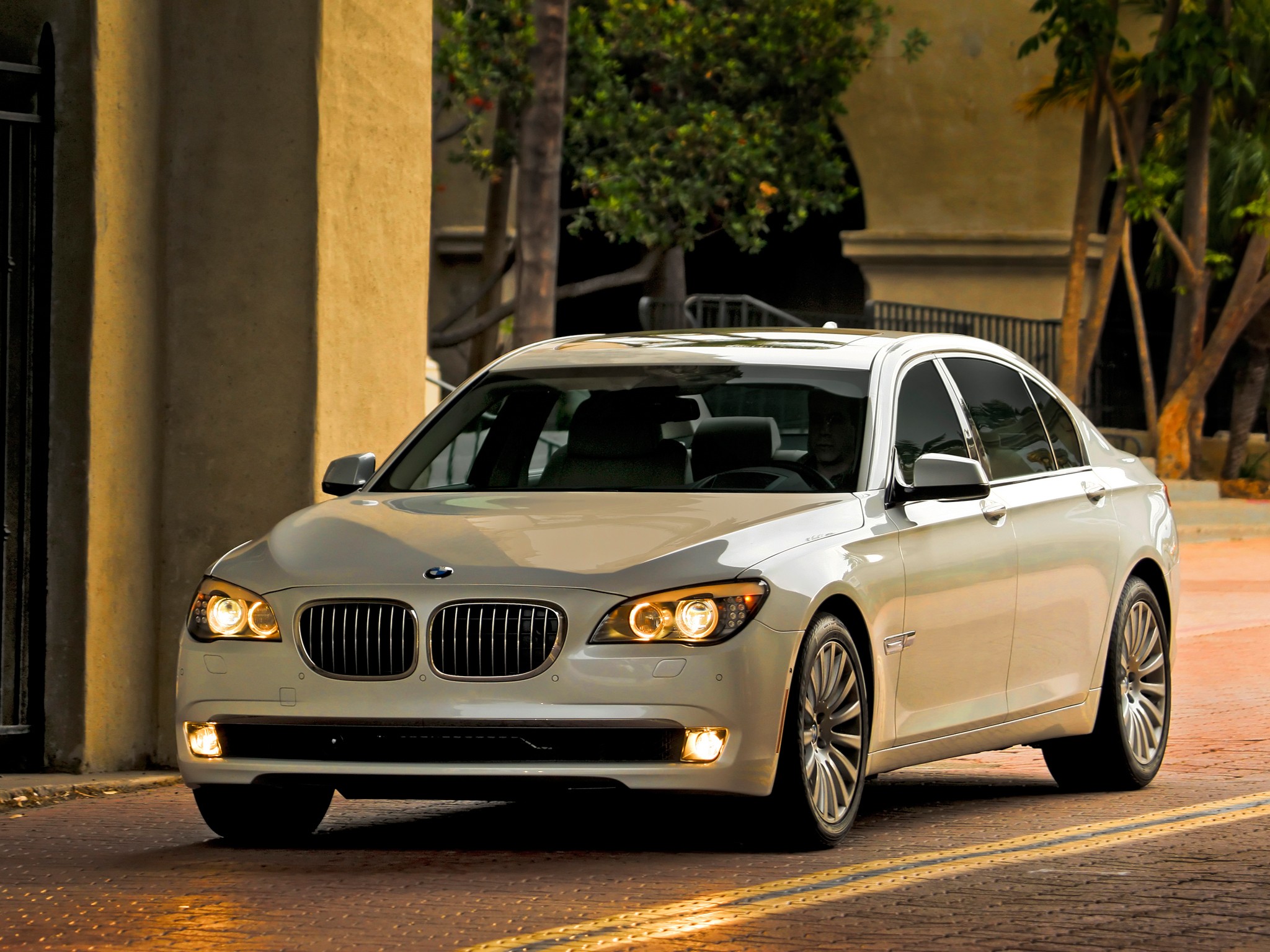 Bmw 7 Series photo 25