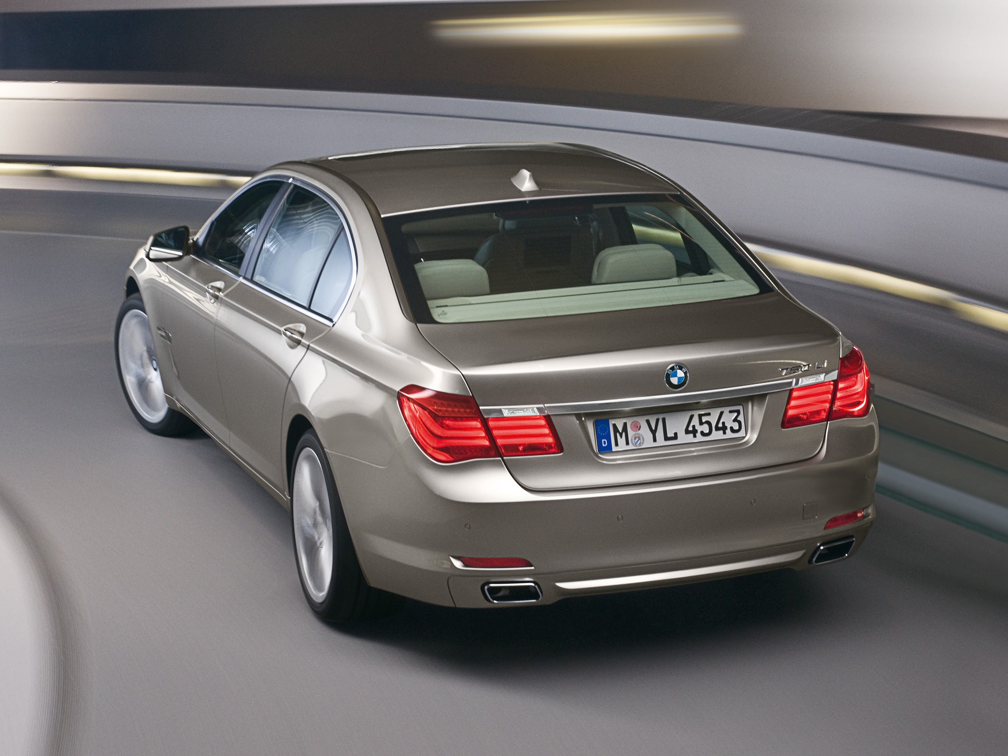 Bmw 7 Series photo 44