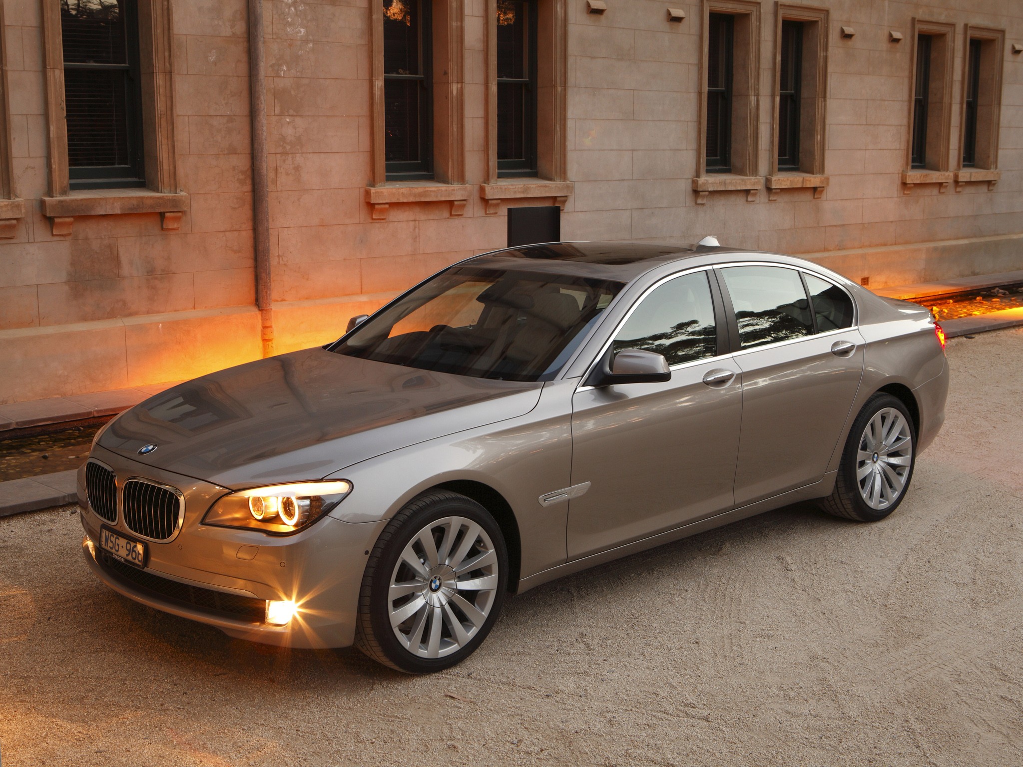 Bmw 7 Series photo 56