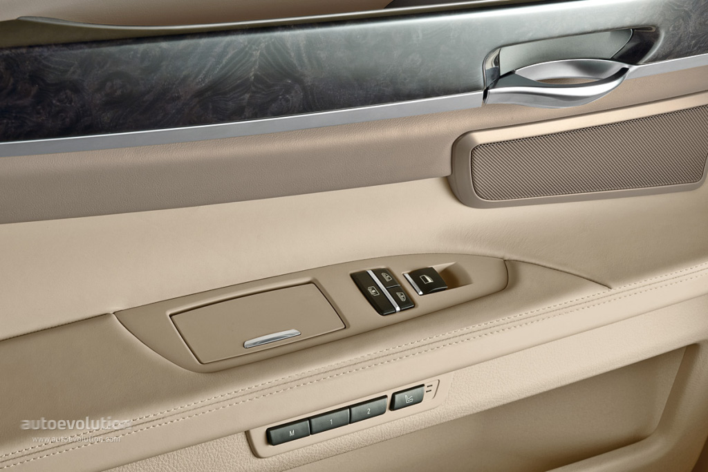 Bmw 7 Series photo 76