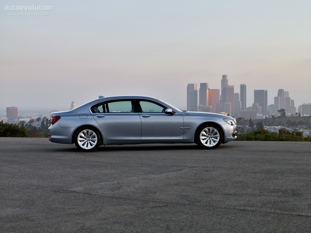 Bmw 7 Series photo 16