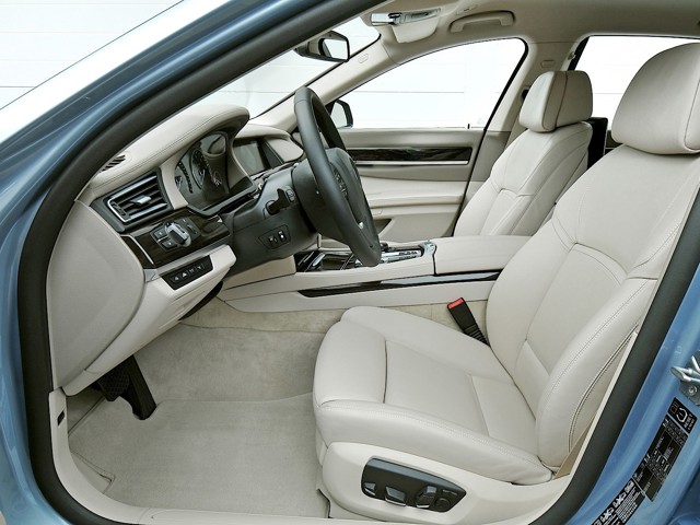 Bmw 7 Series photo 77
