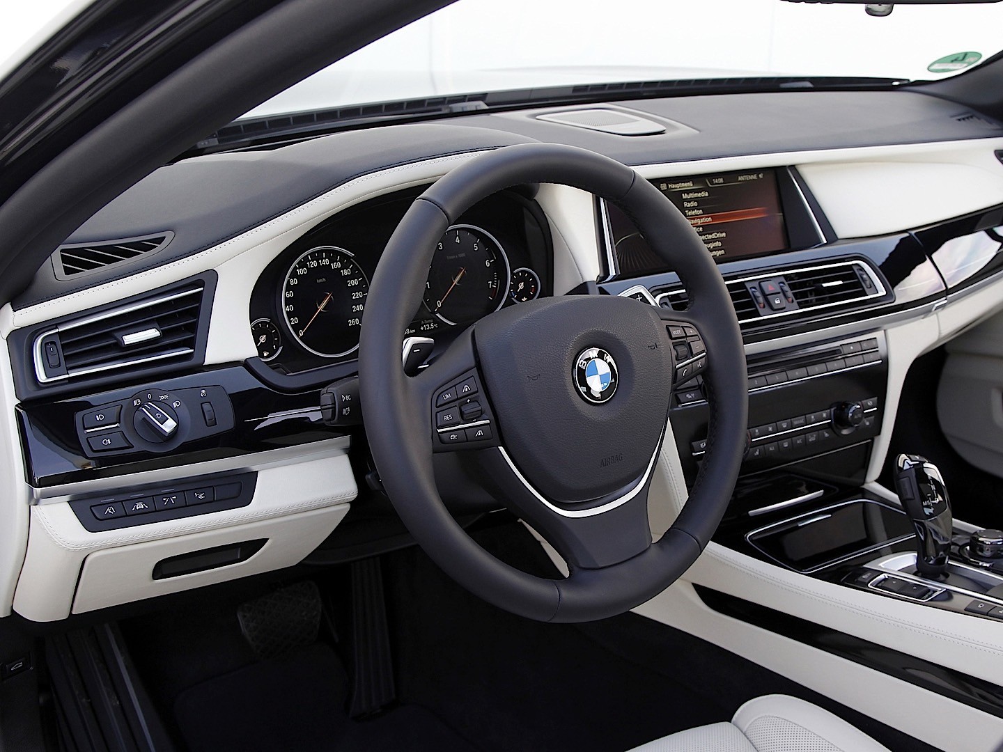 Bmw 7 Series photo 89