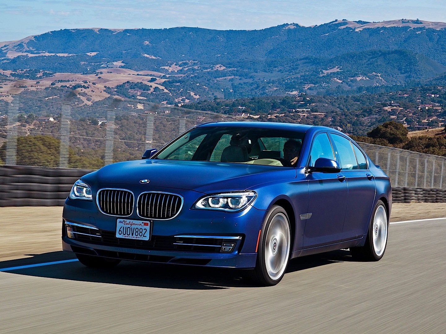 Bmw 7 Series photo 27