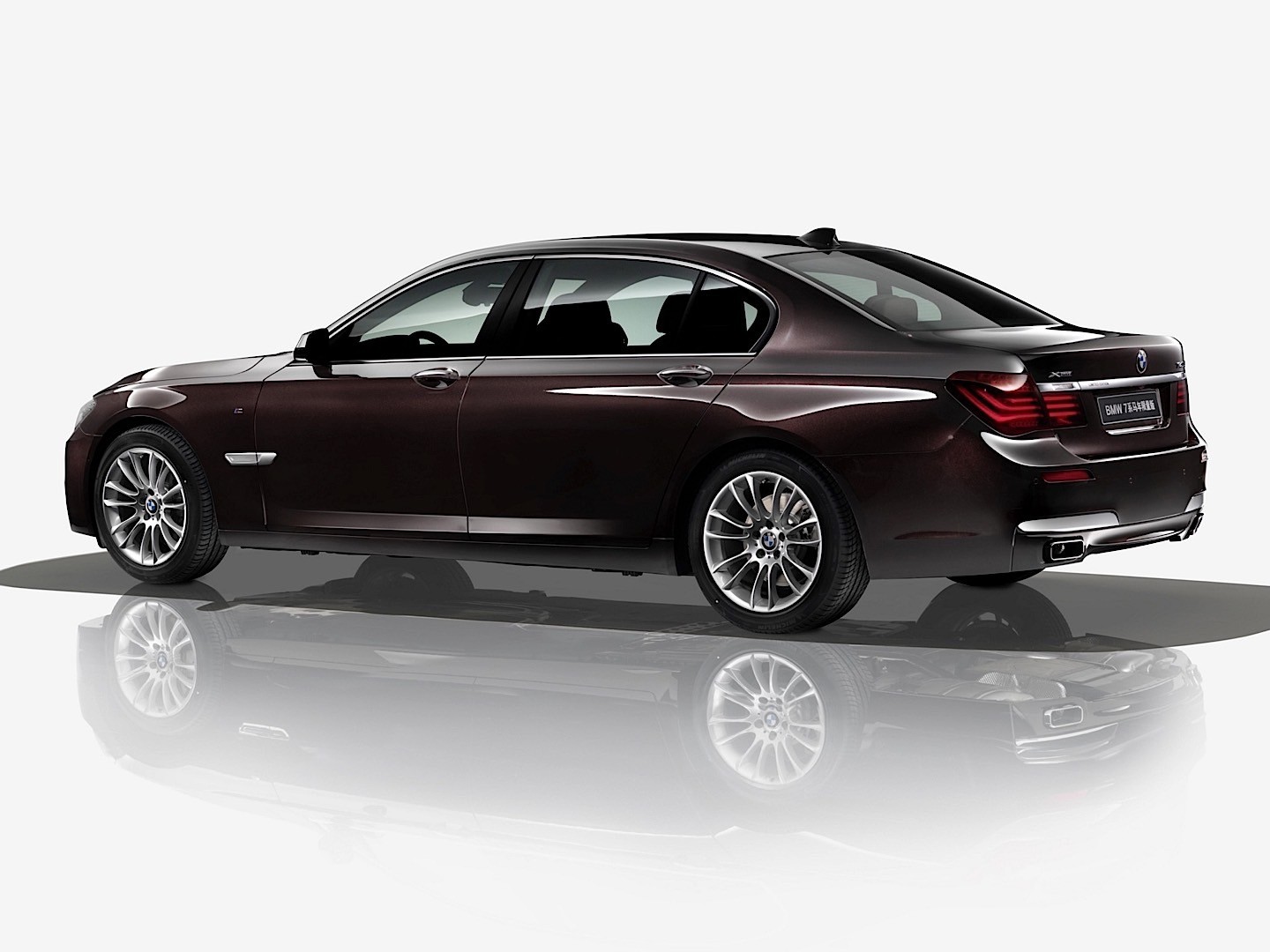 Bmw 7 Series photo 30