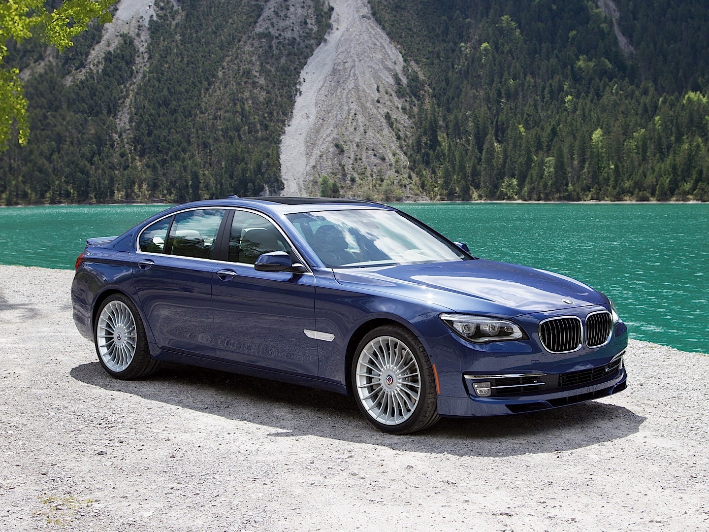 Bmw 7 Series photo 47