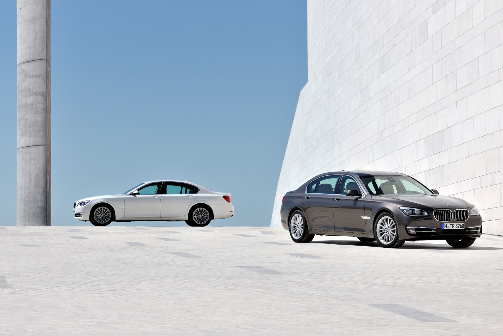 Bmw 7 Series photo 2