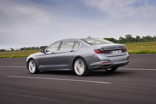 Bmw 7 Series foto 81