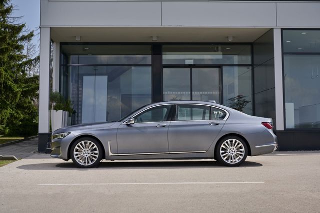 Bmw 7 Series foto 87