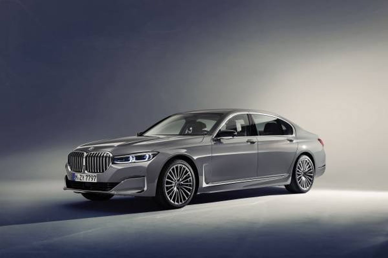 Bmw 7 Series photo 2