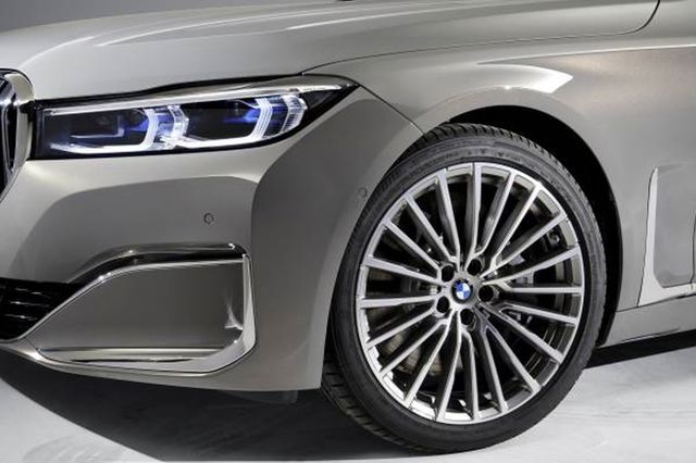 Bmw 7 Series foto 8