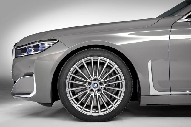 Bmw 7 Series foto 16