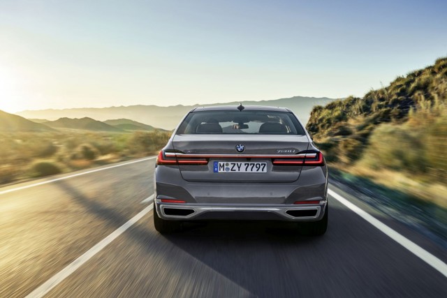 Bmw 7 Series foto 27