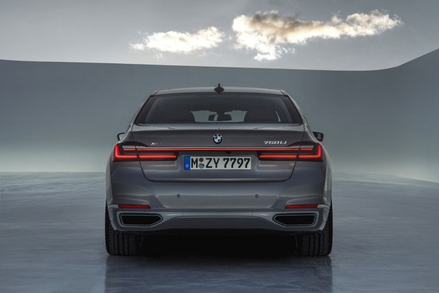 Bmw 7 Series foto 41