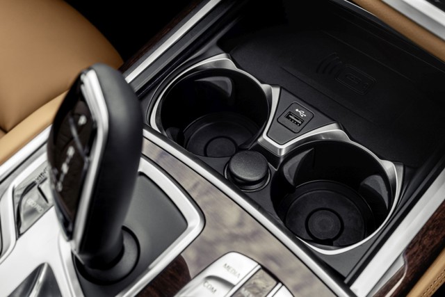 Bmw 7 Series foto 99