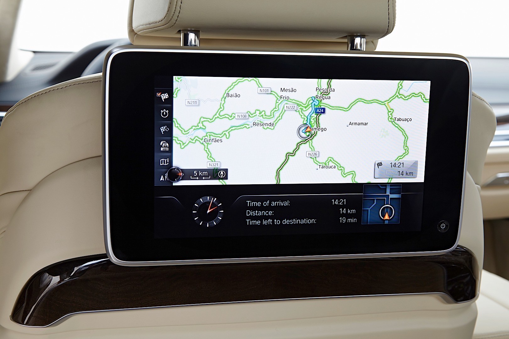 Bmw 7 Series photo 191