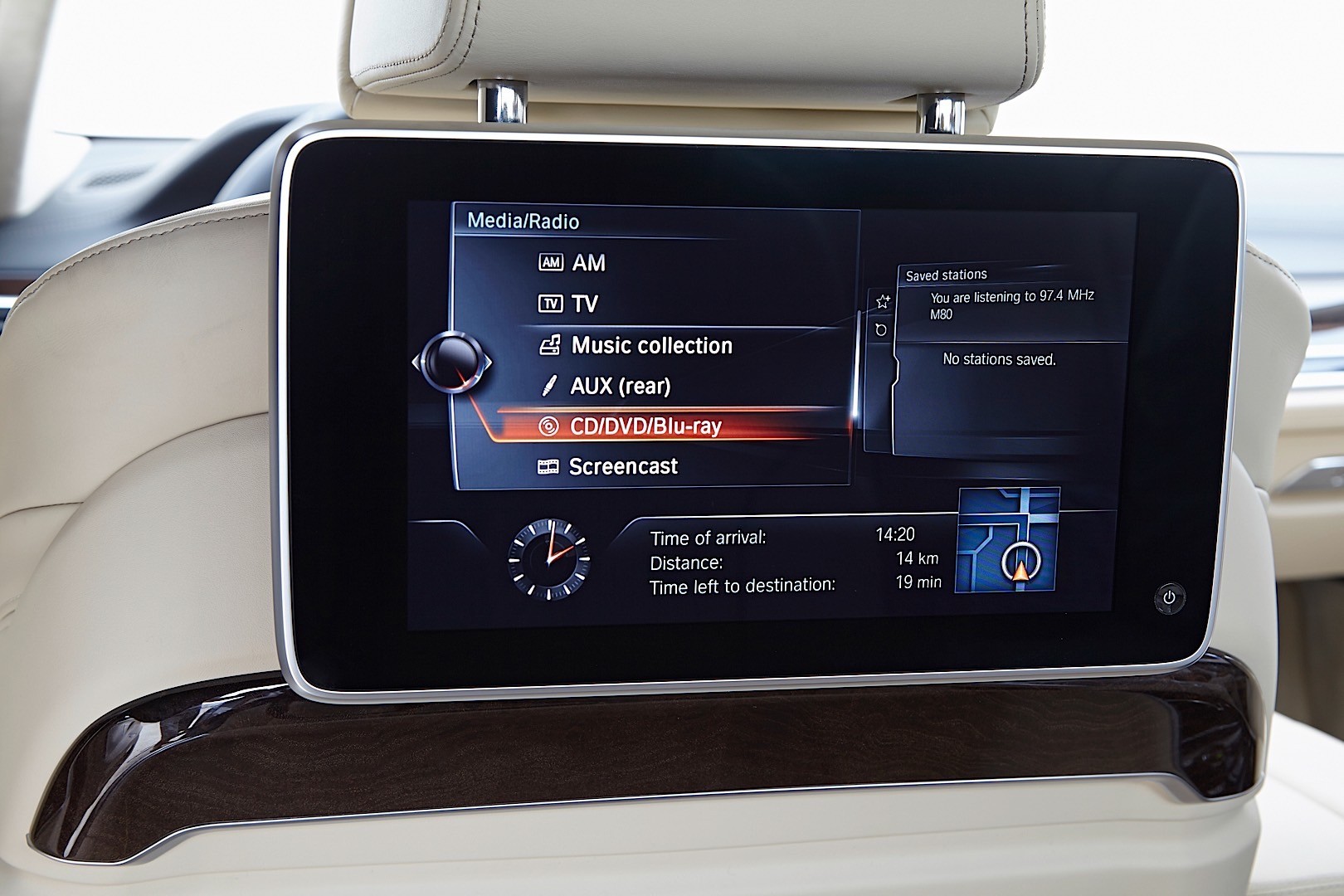 Bmw 7 Series photo 192