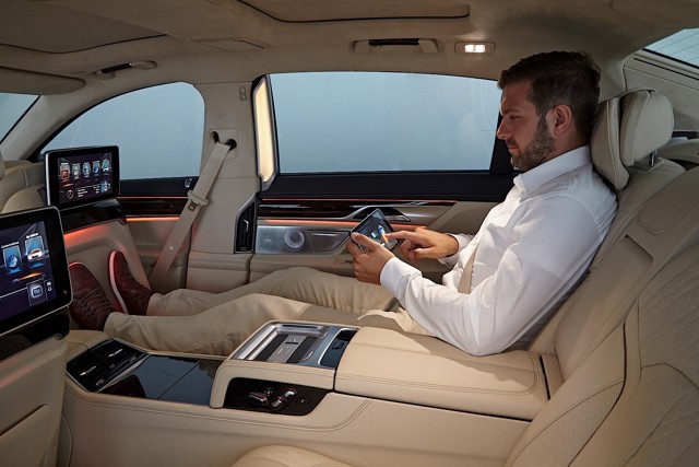Bmw 7 Series Foto 229