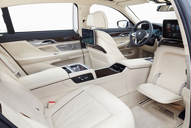 Bmw 7 Series Foto 236