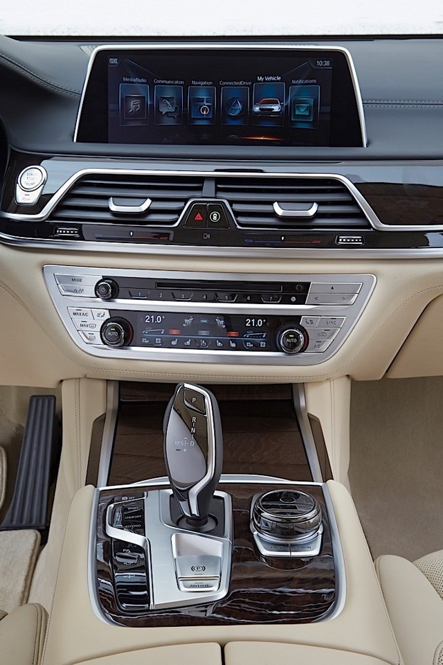 Bmw 7 Series Foto 239