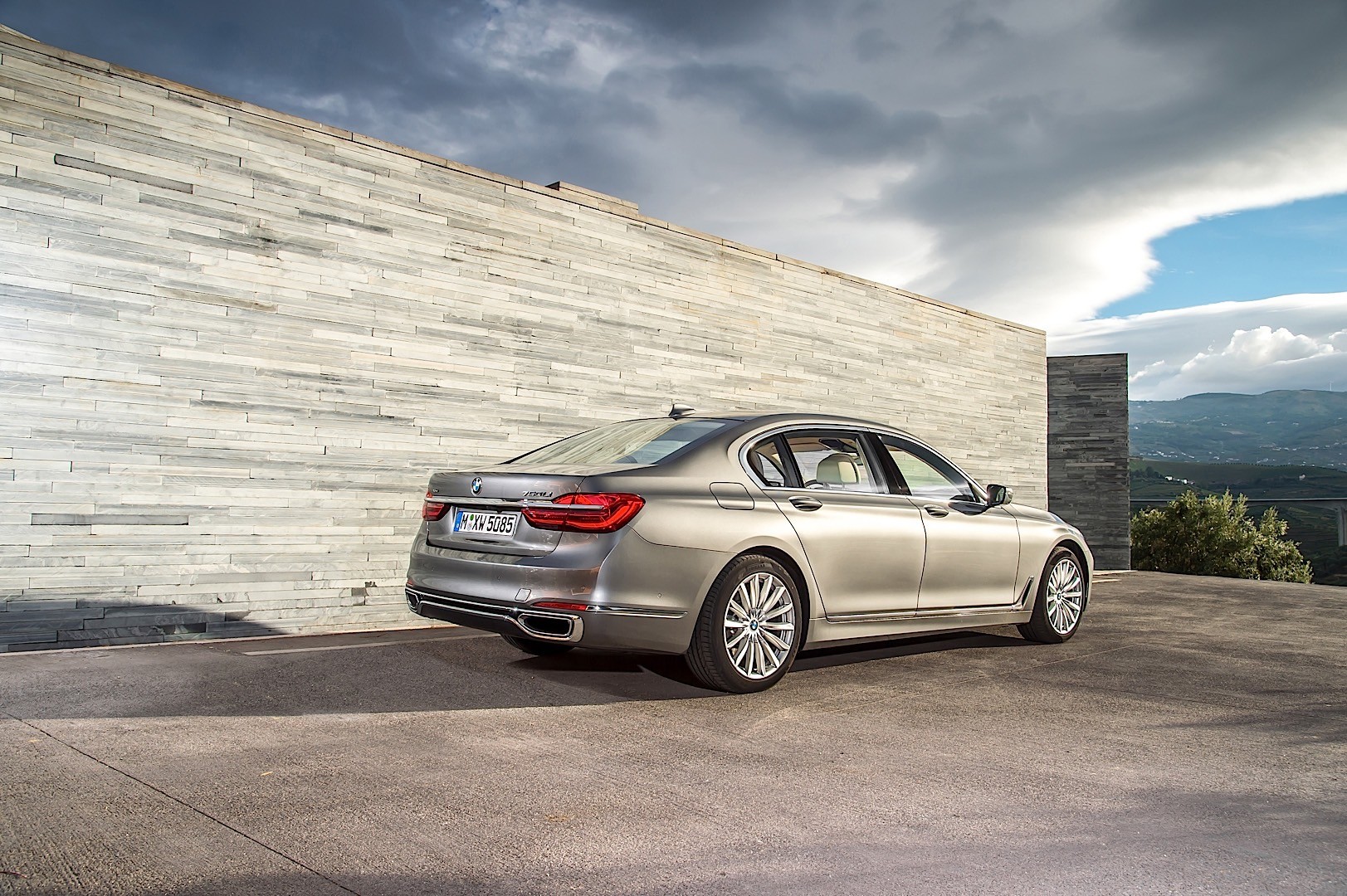 Bmw 7 Series photo 98