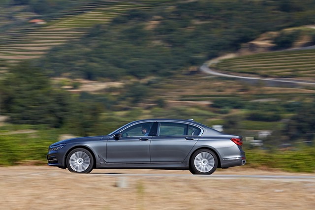 Bmw 7 Series Foto 108