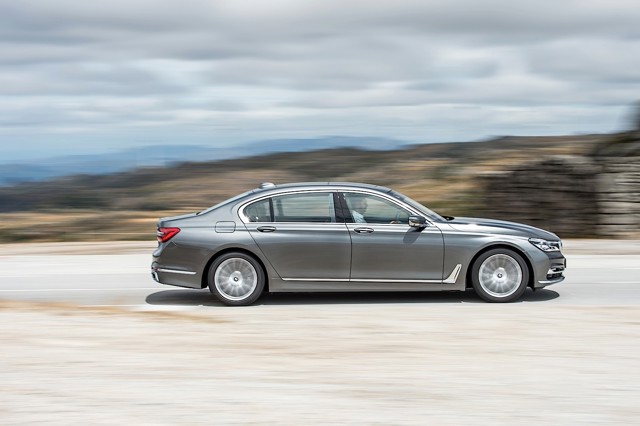 Bmw 7 Series Foto 110