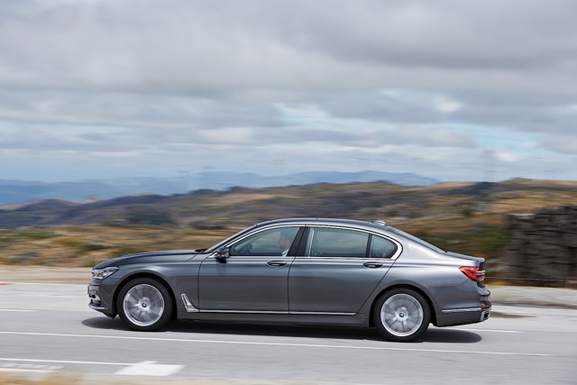 Bmw 7 Series Foto 111