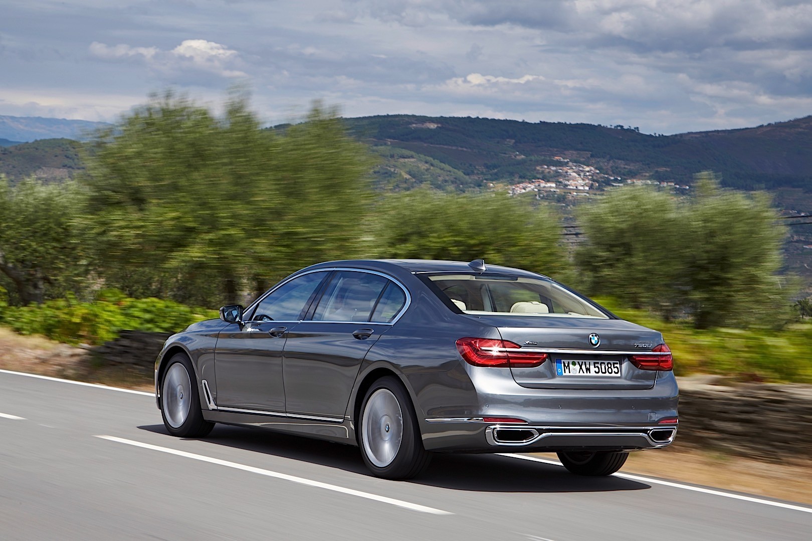 Bmw 7 Series photo 115