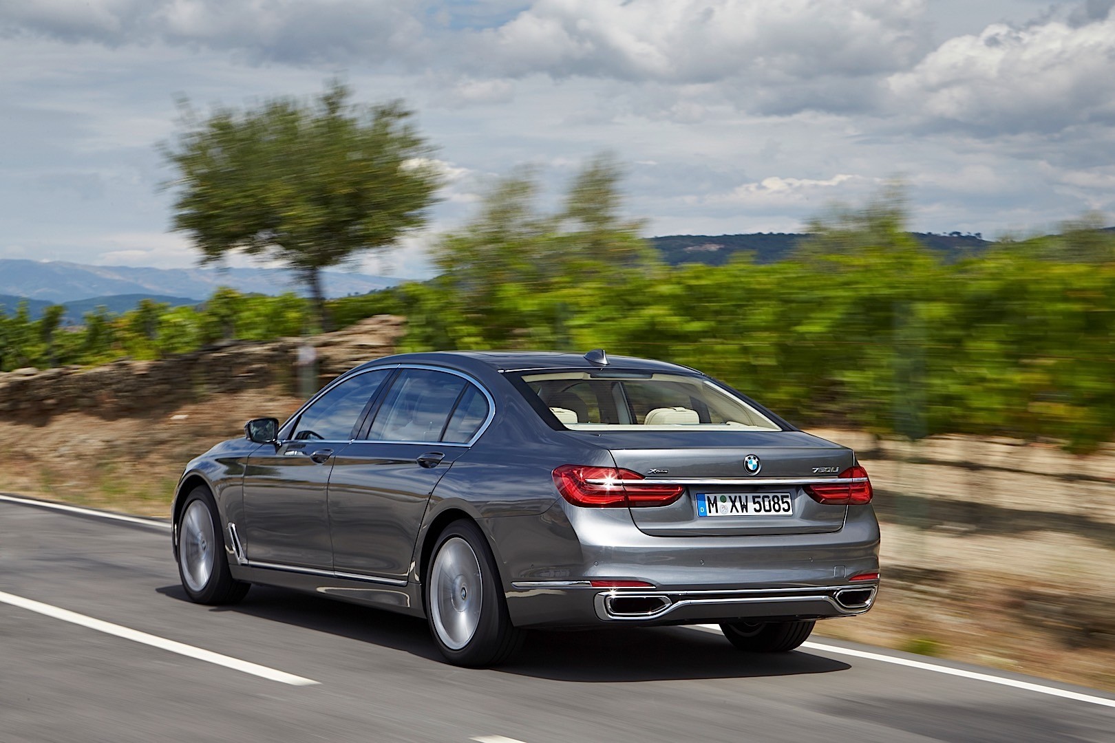 Bmw 7 Series photo 116
