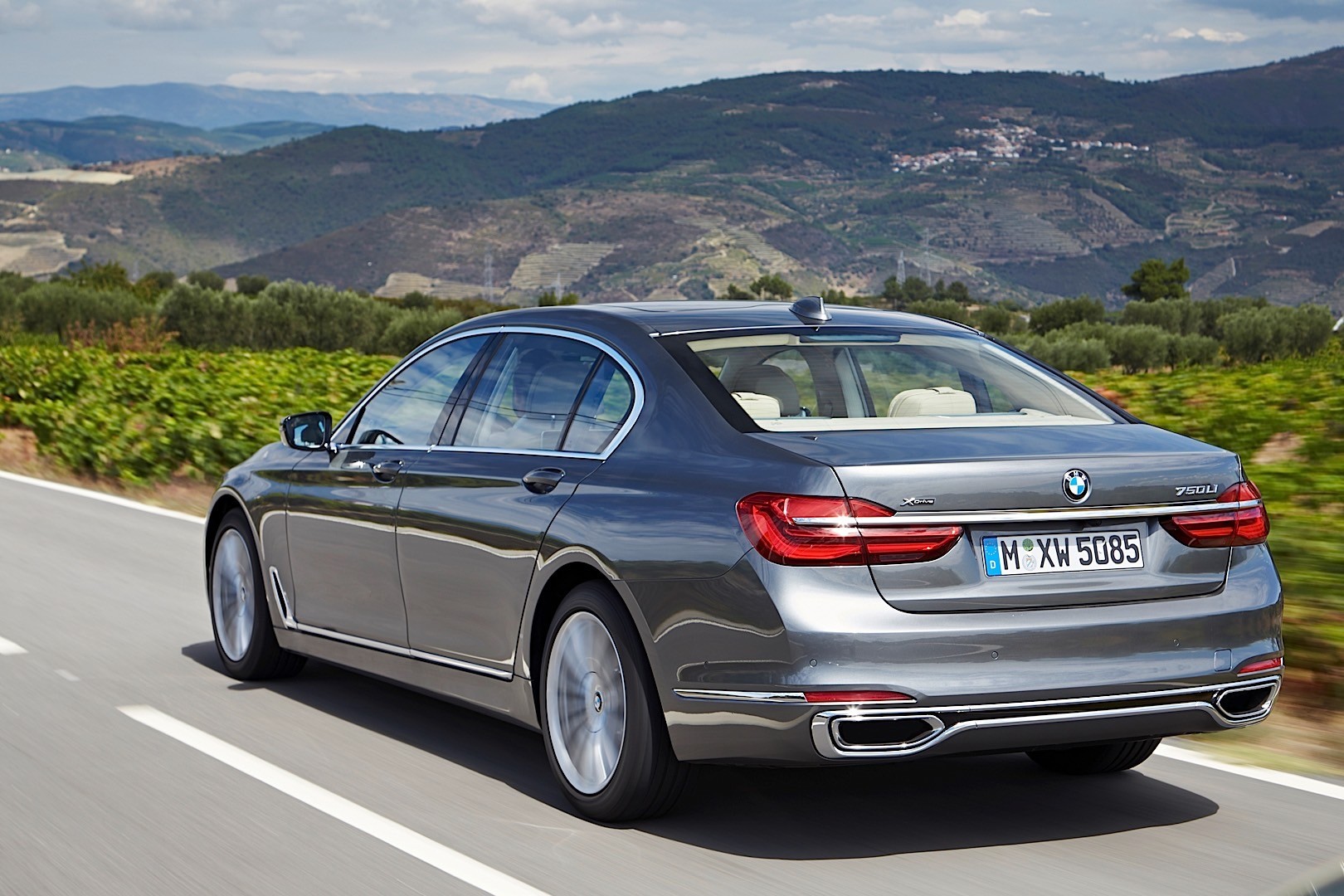 Bmw 7 Series photo 117
