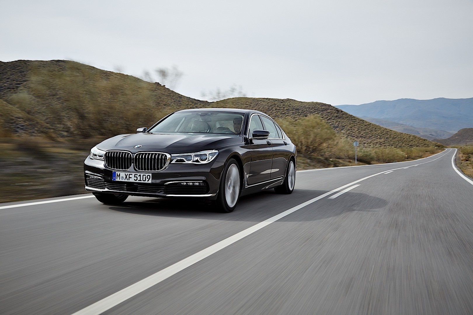 Bmw 7 Series photo 17